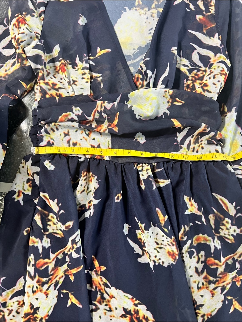 Lush Navy Floral Sheer Panel Maxi Dress with White and Yellow Flowers - Picture 4 of 7